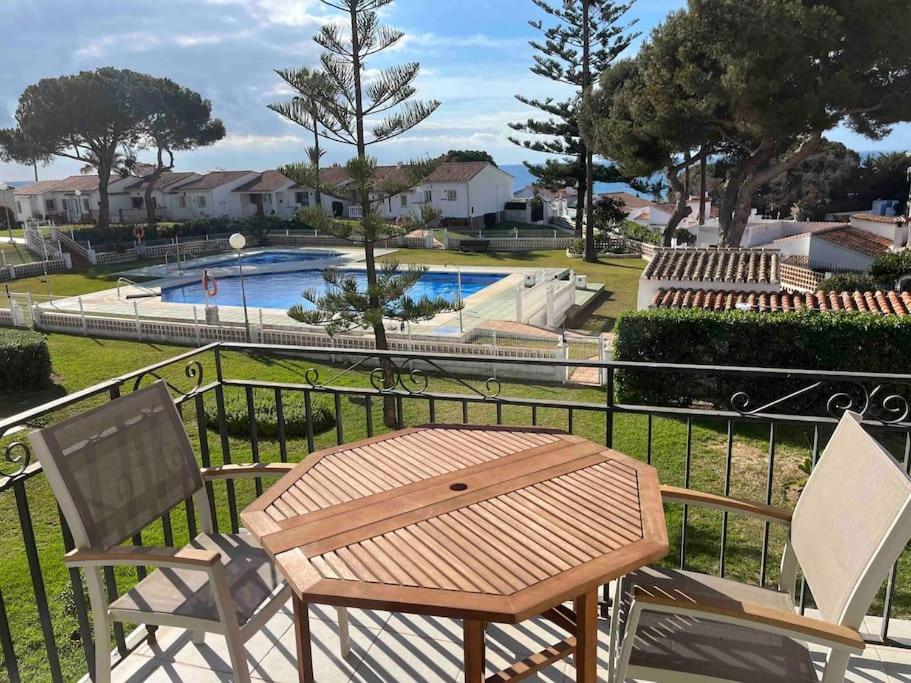 Precioso Loft Con Piscina Y Vistas Lejlighed La Cala De Mijas Eksteriør billede